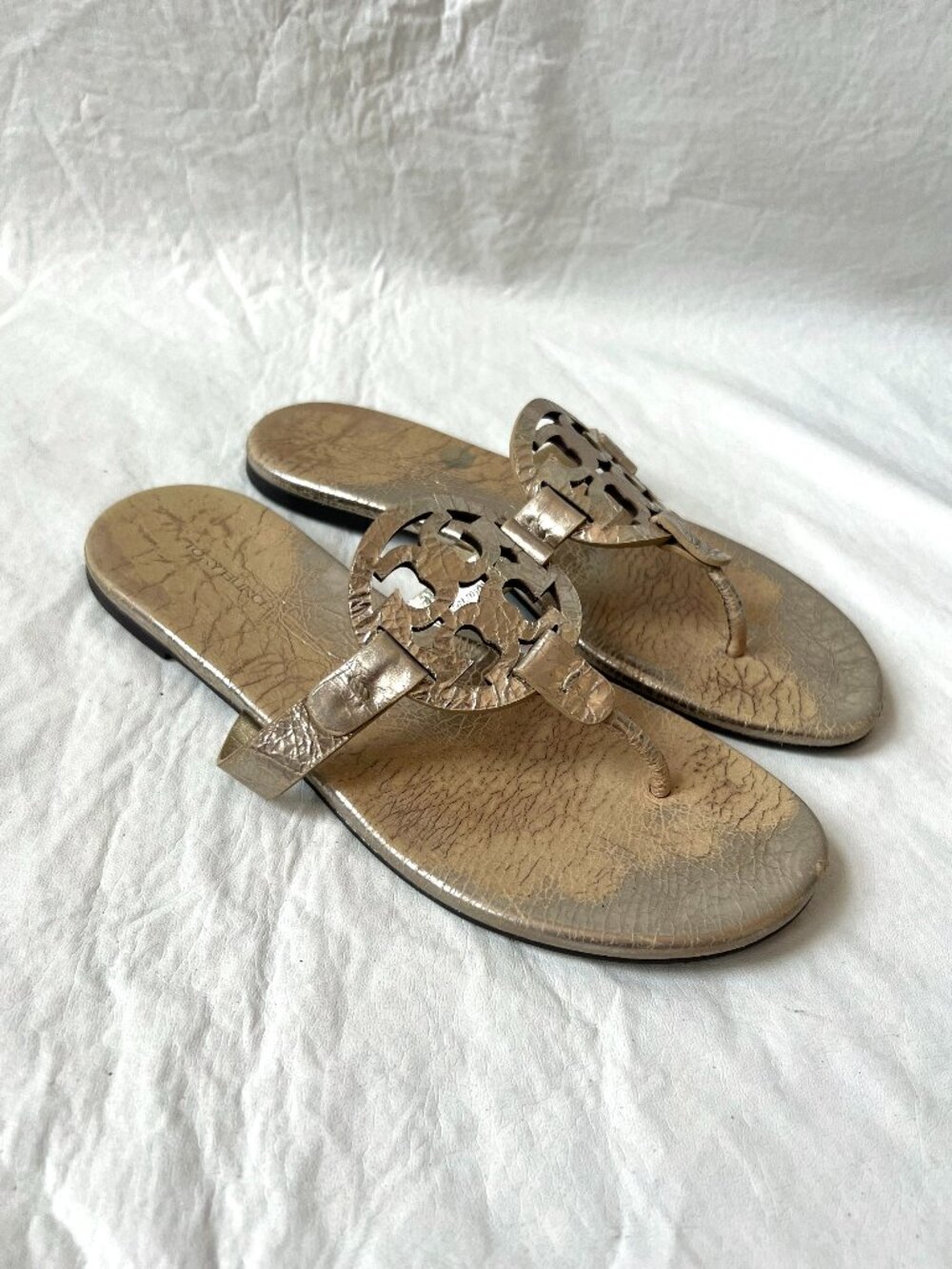 Tory Burch sandals Miller Soft size 7 metallic gold leather monogram flip flop